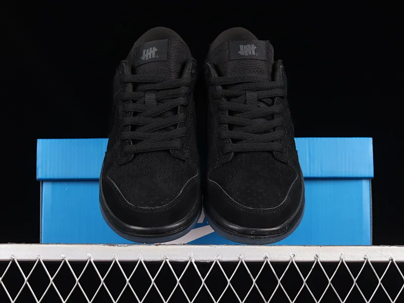 All categories Nk SB Dunk series Nk SB Dunk Low low-top sneakers Z version UNDFEATED x Nk Dunk Low black soul color dunk series low-top casual sports skateboard shoes DO9329-001
